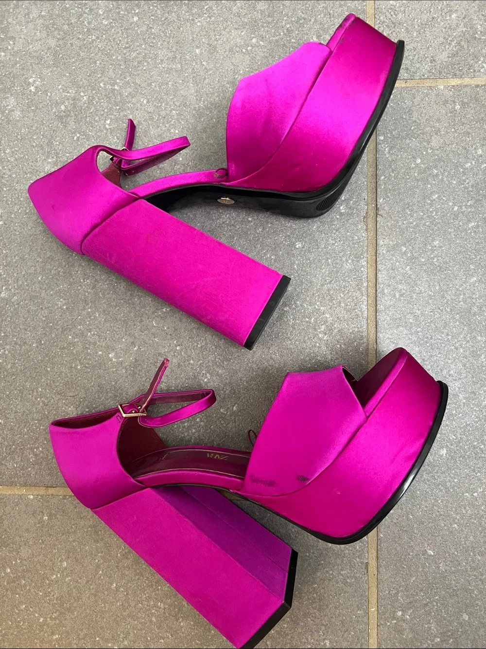 Zara fuchsia satin